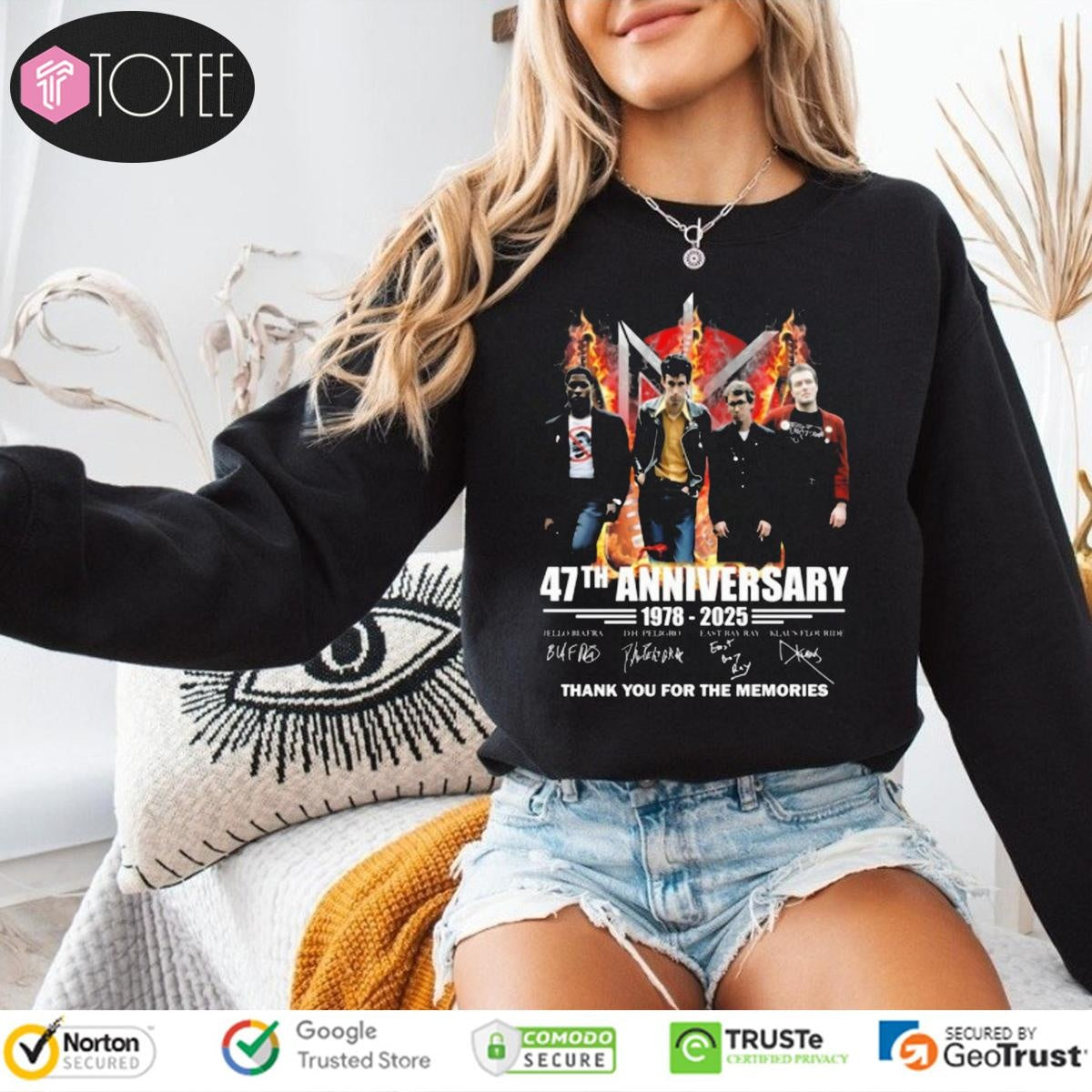 47Th Anniversary 1978-2025 Dead Kennedys Signatures sweatshirt