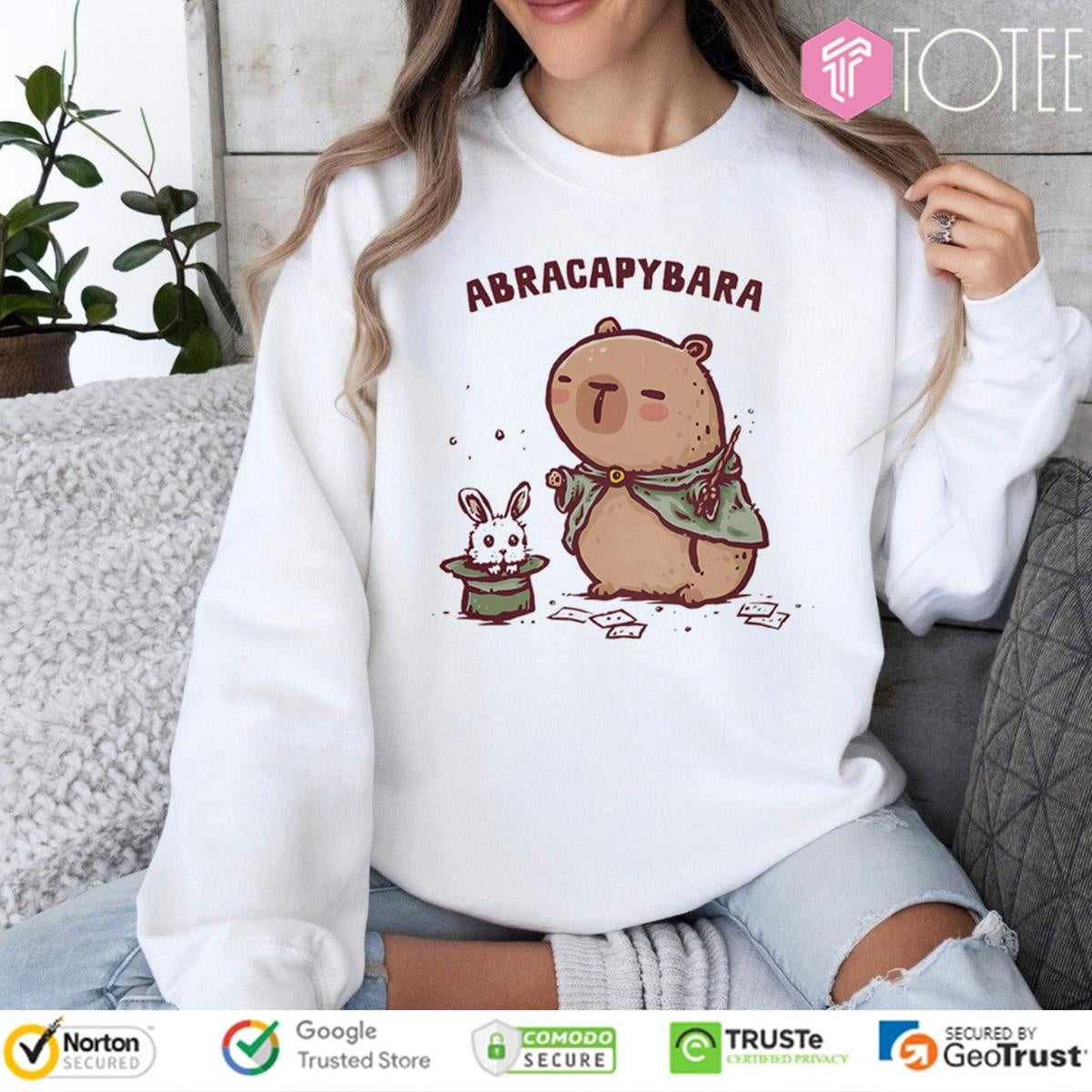 Abracapybara And Rabbit T-shirt