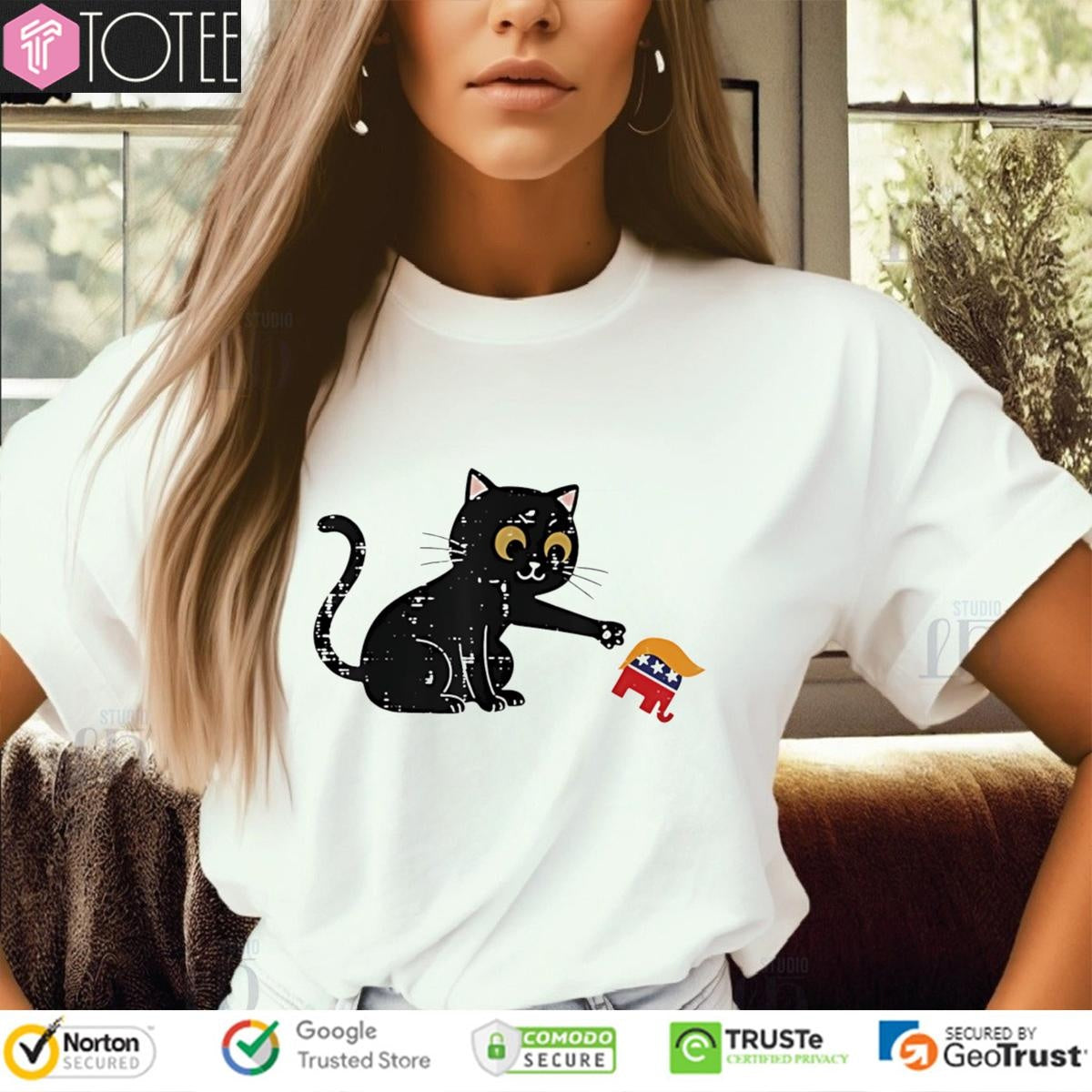 Black Cat Republican Elephant Trump T-shirt