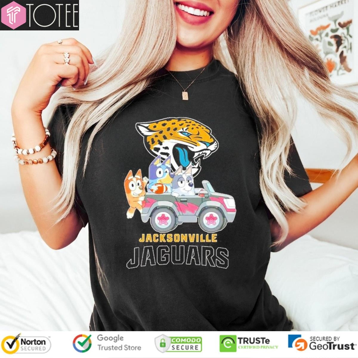 Bluey Family Driving Car Jacksonville Jaguars T-shirt