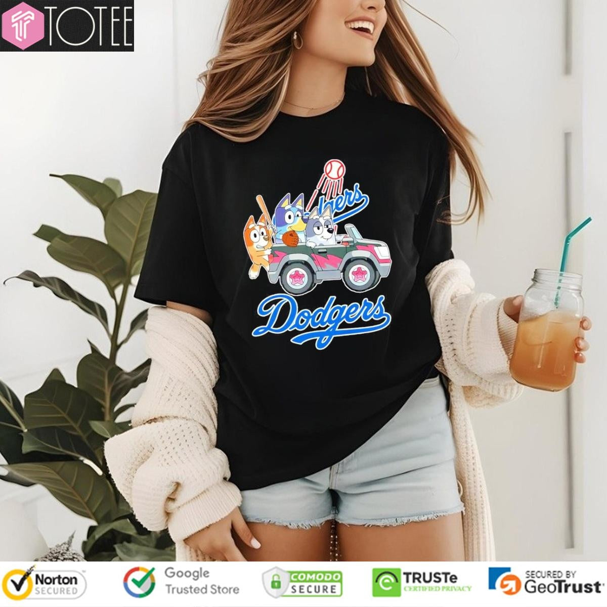 Bluey Family Driving Car Los Angeles Dodgers Baseball T-shirt
