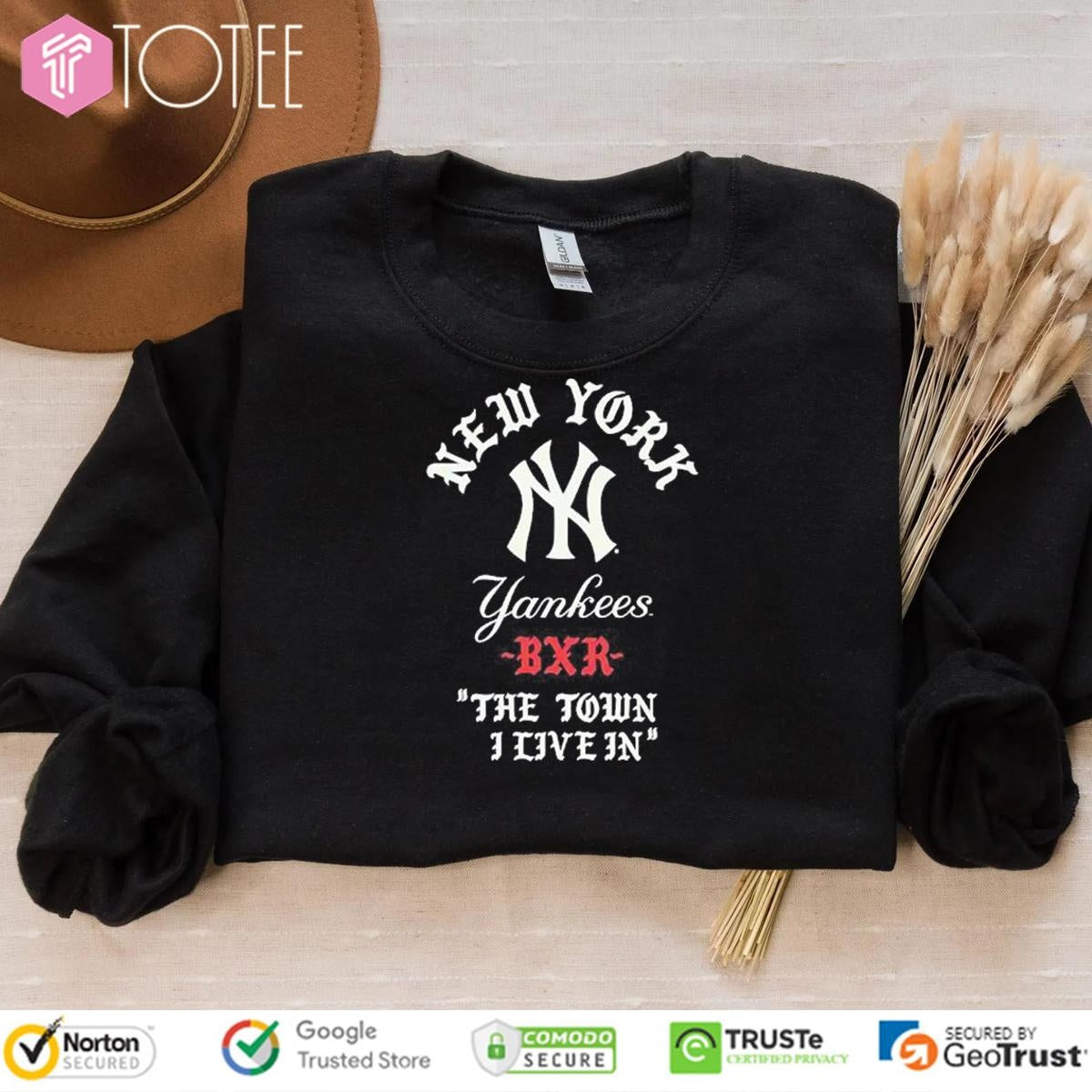 Born X Raised New York Yankees Baseball Bxr The Town I Live In T-shirt