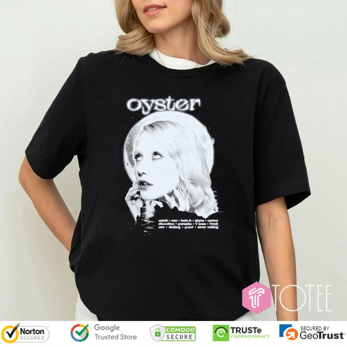 Chloe Moriondo Oyster Album Photo T-shirt