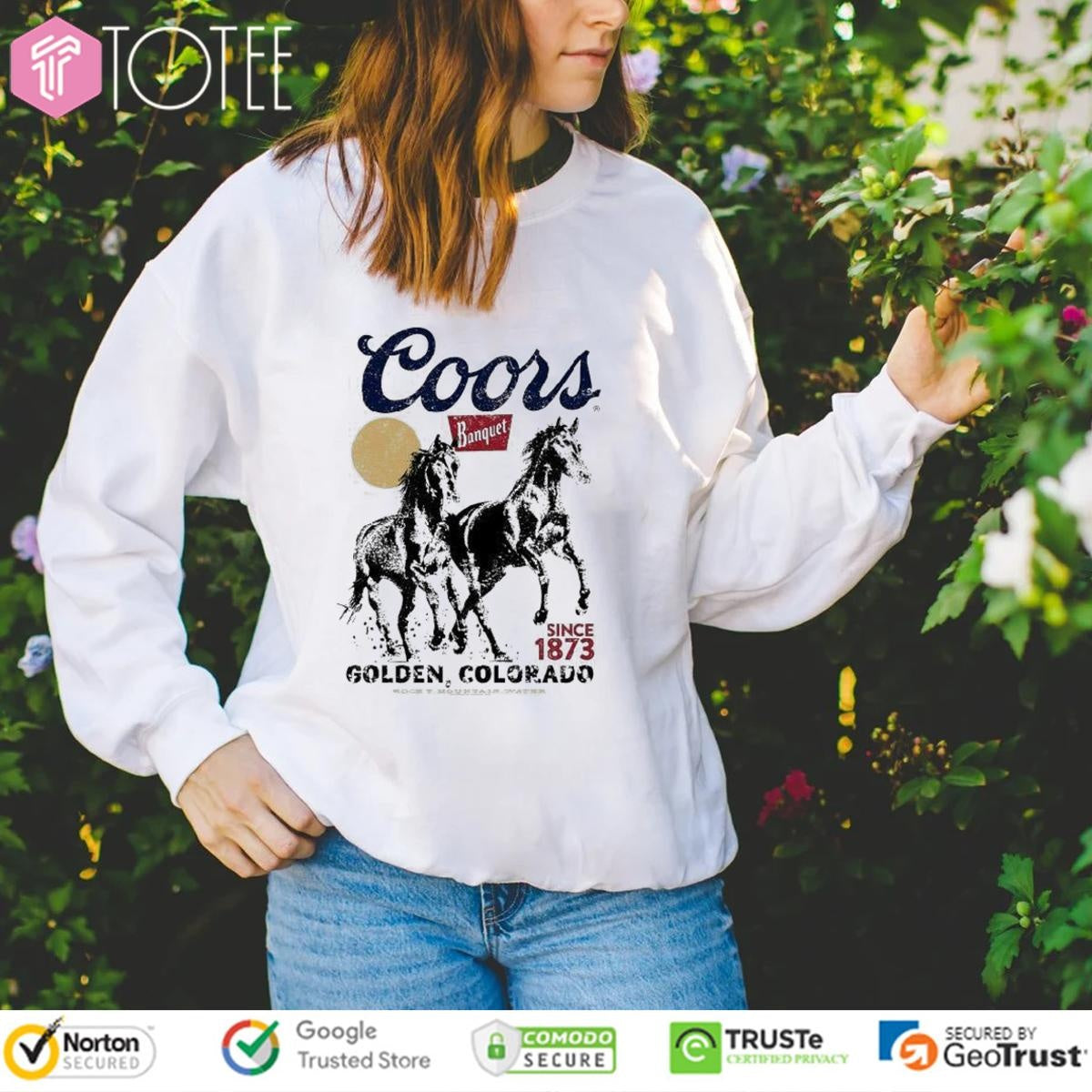 Coors Banquet Golden Colorado Horses Since 1873 T-shirt