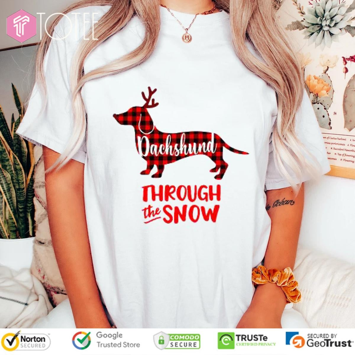 Dachshund Through The Snow Christmas T-shirt