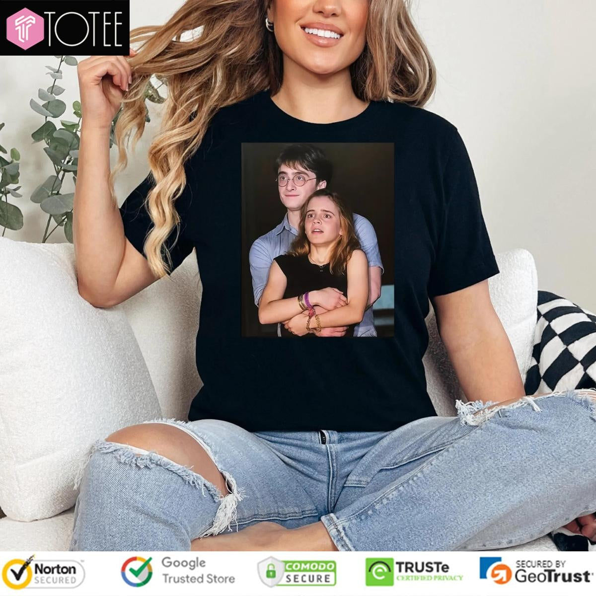 Harry Potter Hug Hermione Granger Embarrassing Coldplay Concert Kiss Cam T-shirt