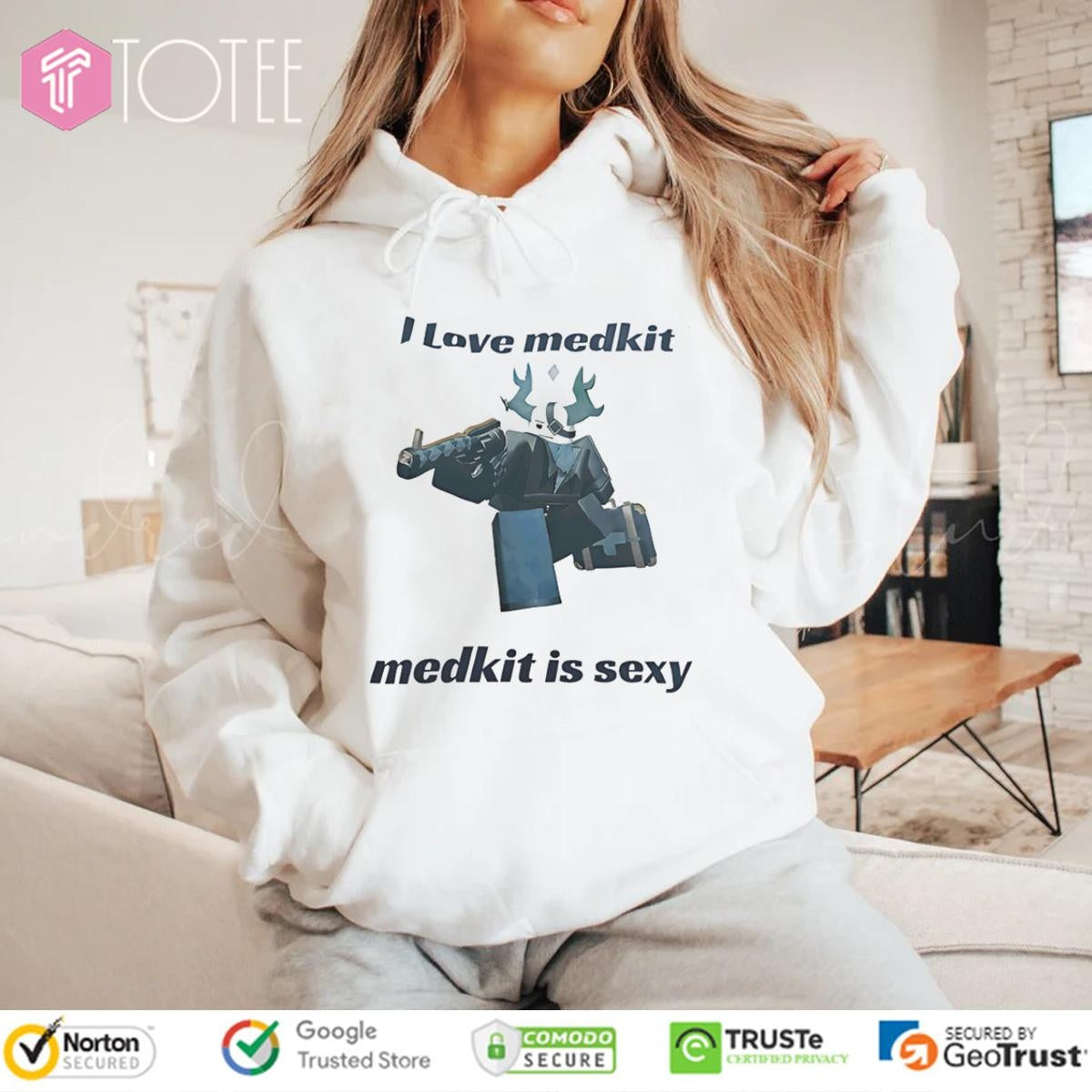 I Love Medkit Sexy Phighting T-shirt