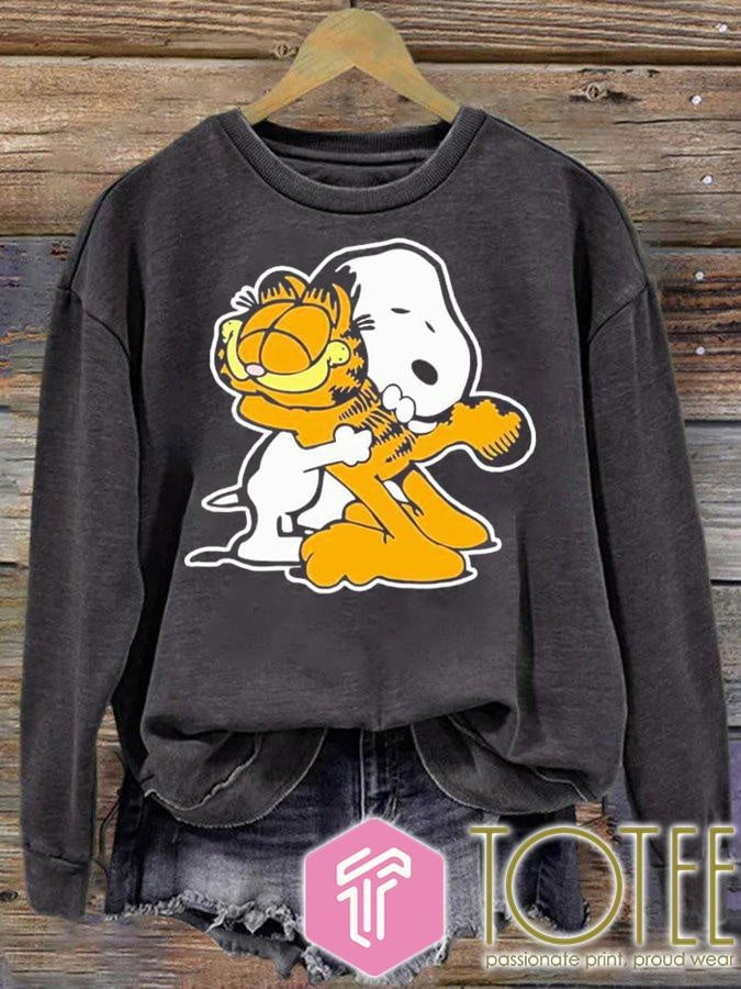 Snoopy Dog Hug Garfied Cat T-shirt