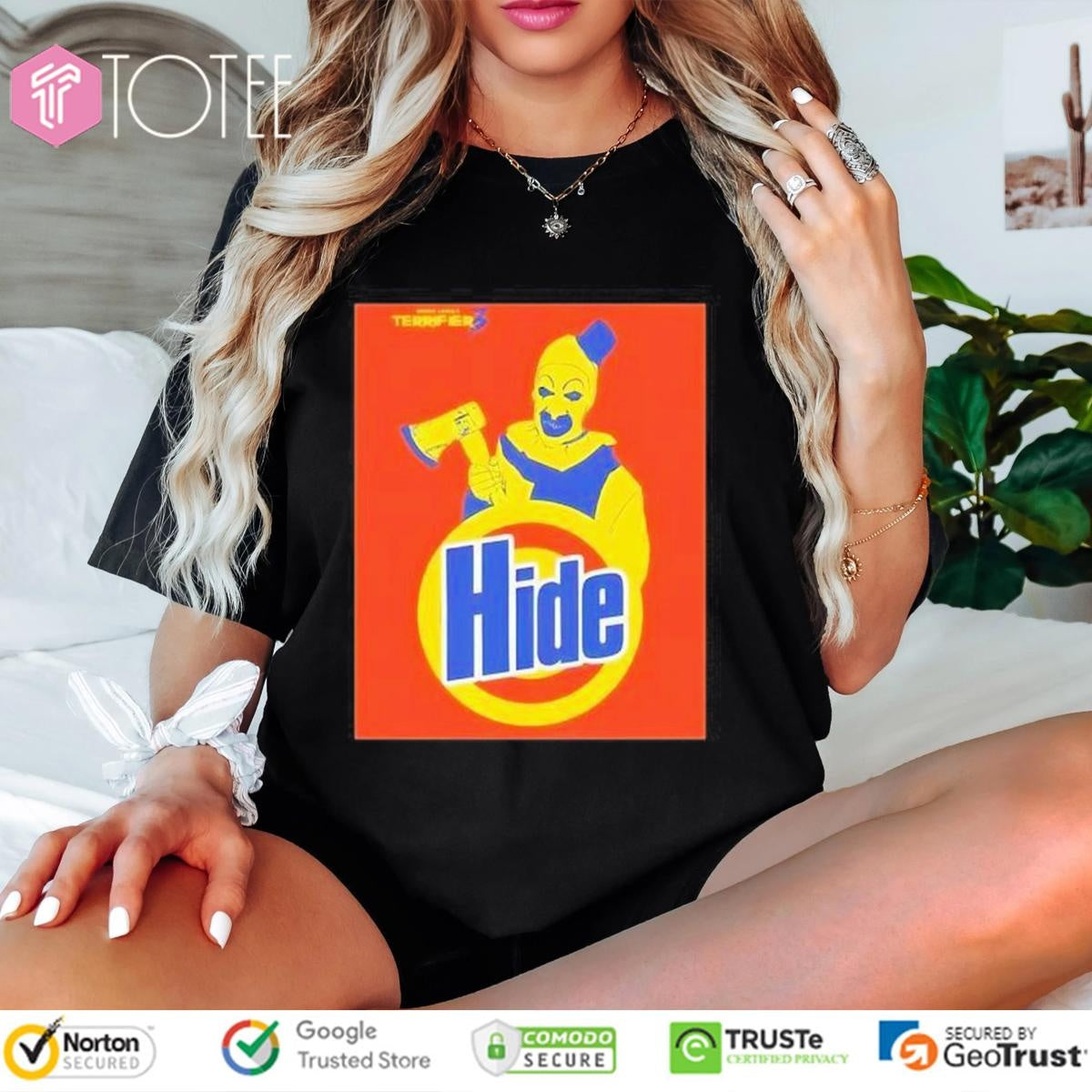 The Clown Hide Parody Horror Tide Logo T-shirt