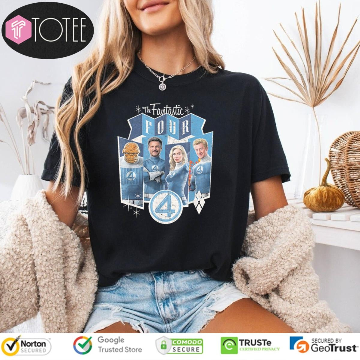 The Fantastic Four Team Marvel Vintage Style T-shirt