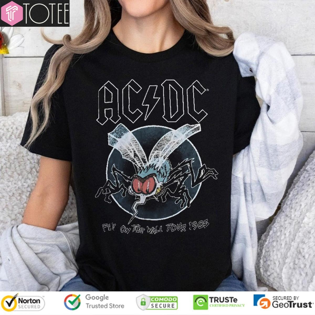 William Zabka Wearing Acdc Fly On The Wall Tour 1985 T-shirt
