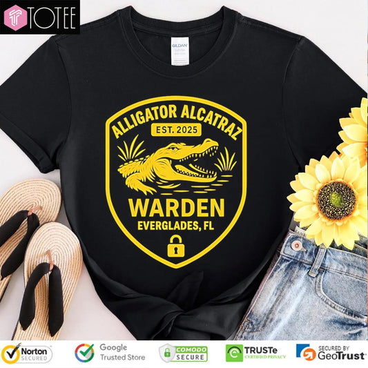 Alligator Alcatraz Warden Everglades Florida Est 2025 T-shirt
