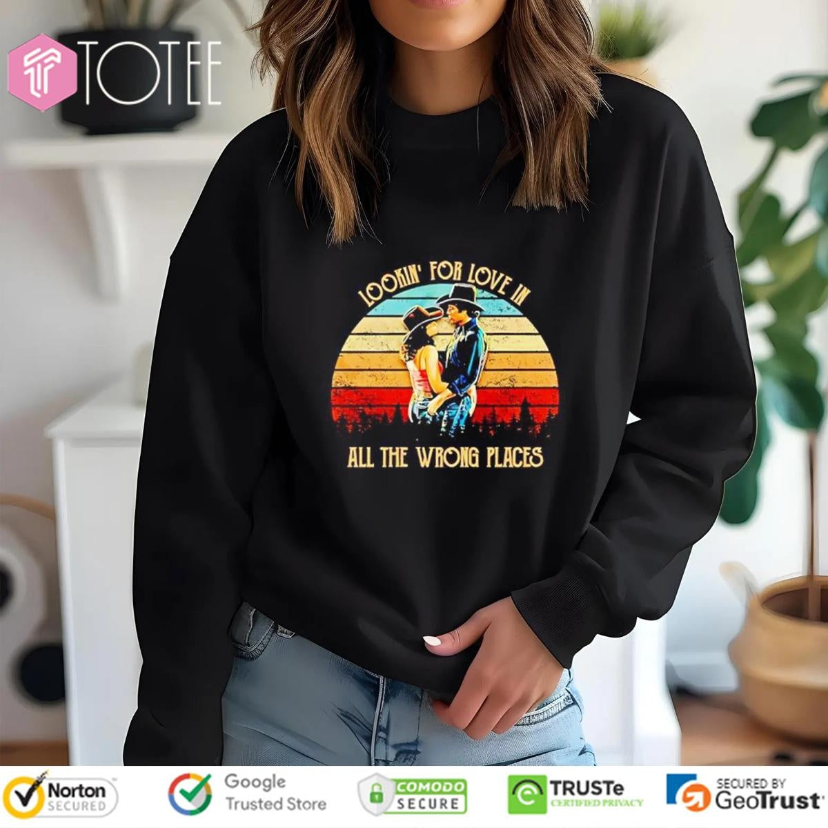 Bud & Sissy Urban Cowboy Looking For Love In All The Wrong Places Vintage T-shirt