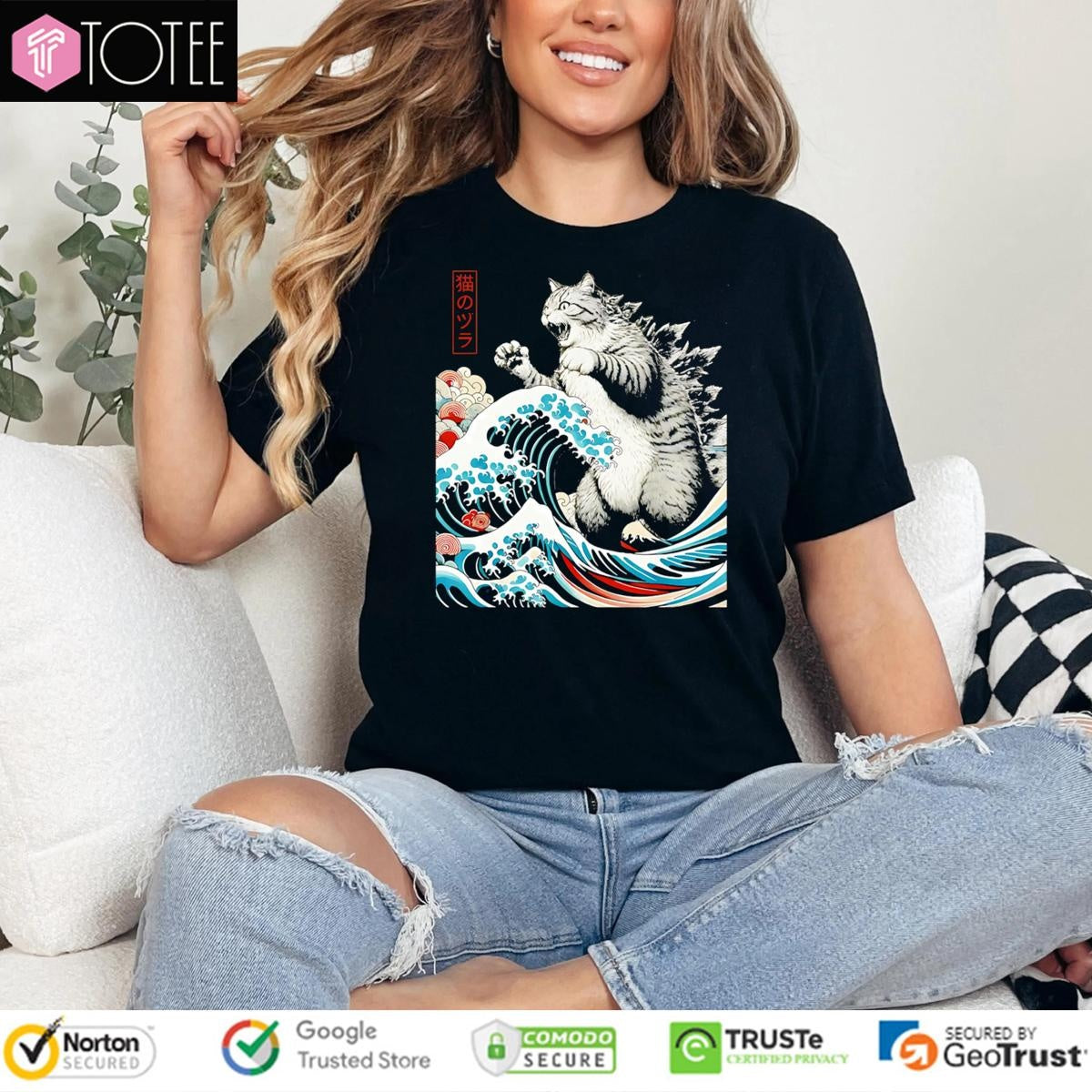 Catzilla Waves Ukiyo-E Parody Godzilla Cat T-shirt