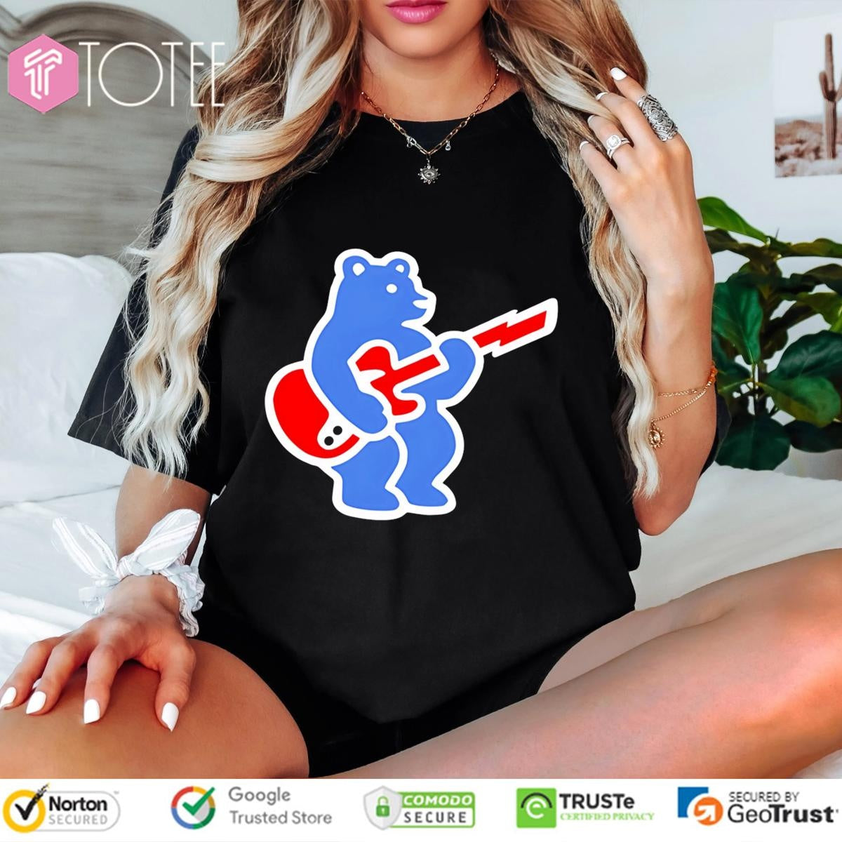 Chicago Cubs Bear Play Guitar Logo T-shirt