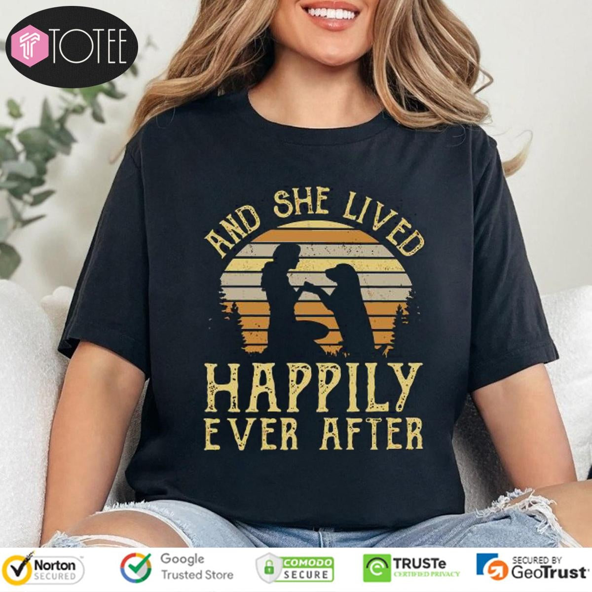Girl And Her Dog She Lived Happily Ever After Sunset Vintage T-shirt
