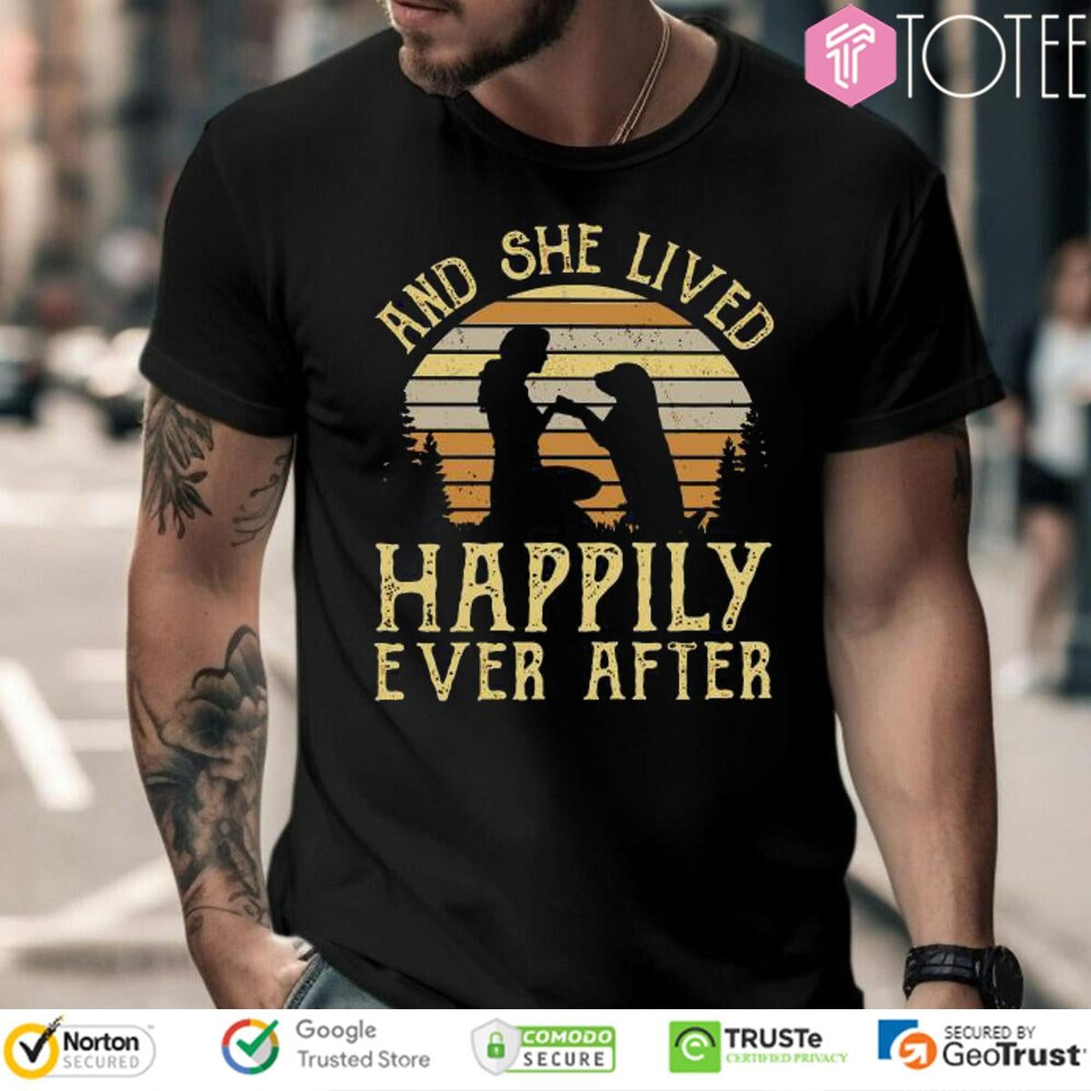 Girl And Her Dog She Lived Happily Ever After Sunset Vintage T-shirt