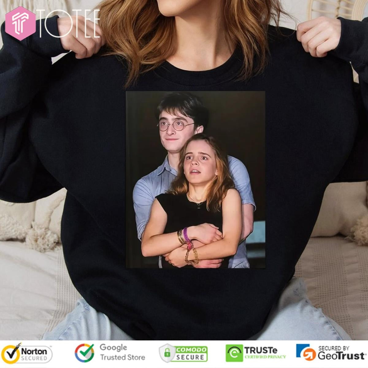 Harry Potter Hug Hermione Granger Embarrassing Coldplay Concert Kiss Cam T-shirt