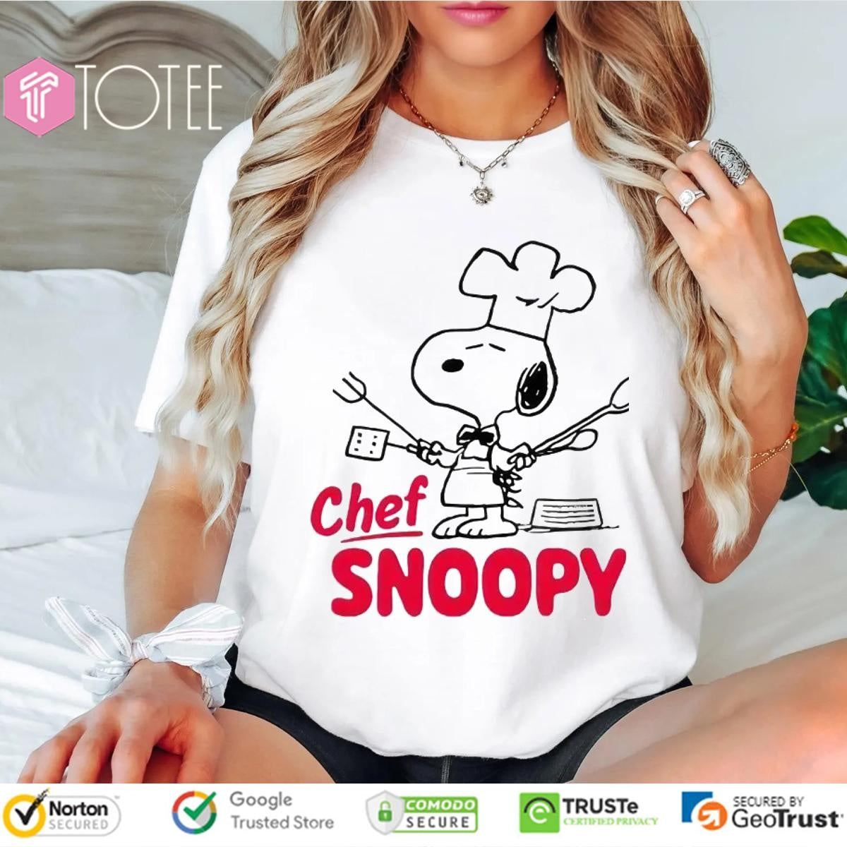 Jeremy Allen White Chef Snoopy T-shirt