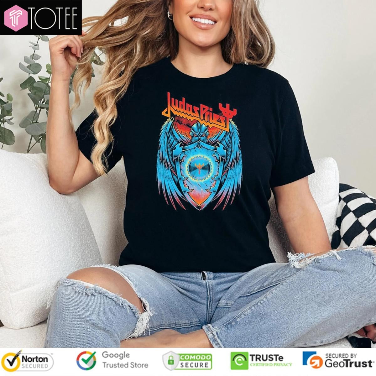Judas Priest Shield Of Pain Tour 2025 Shield Wings T-shirt