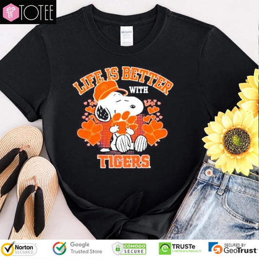 Life Is Better With Clemson Tigers Snoopy T-shirt