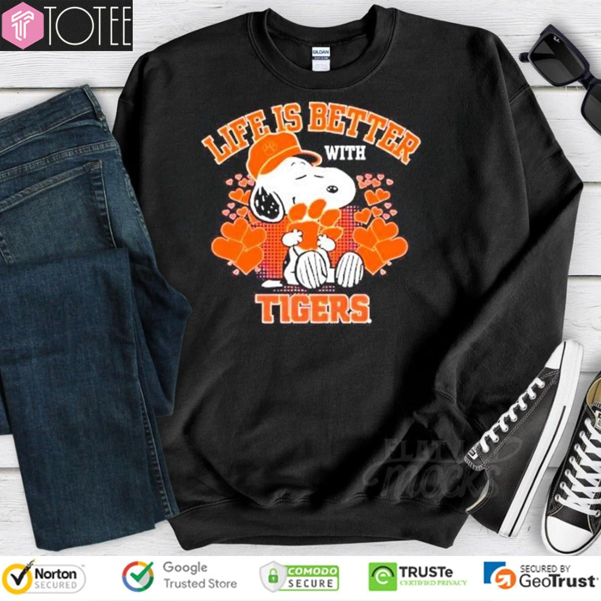 Life Is Better With Clemson Tigers Snoopy T-shirt