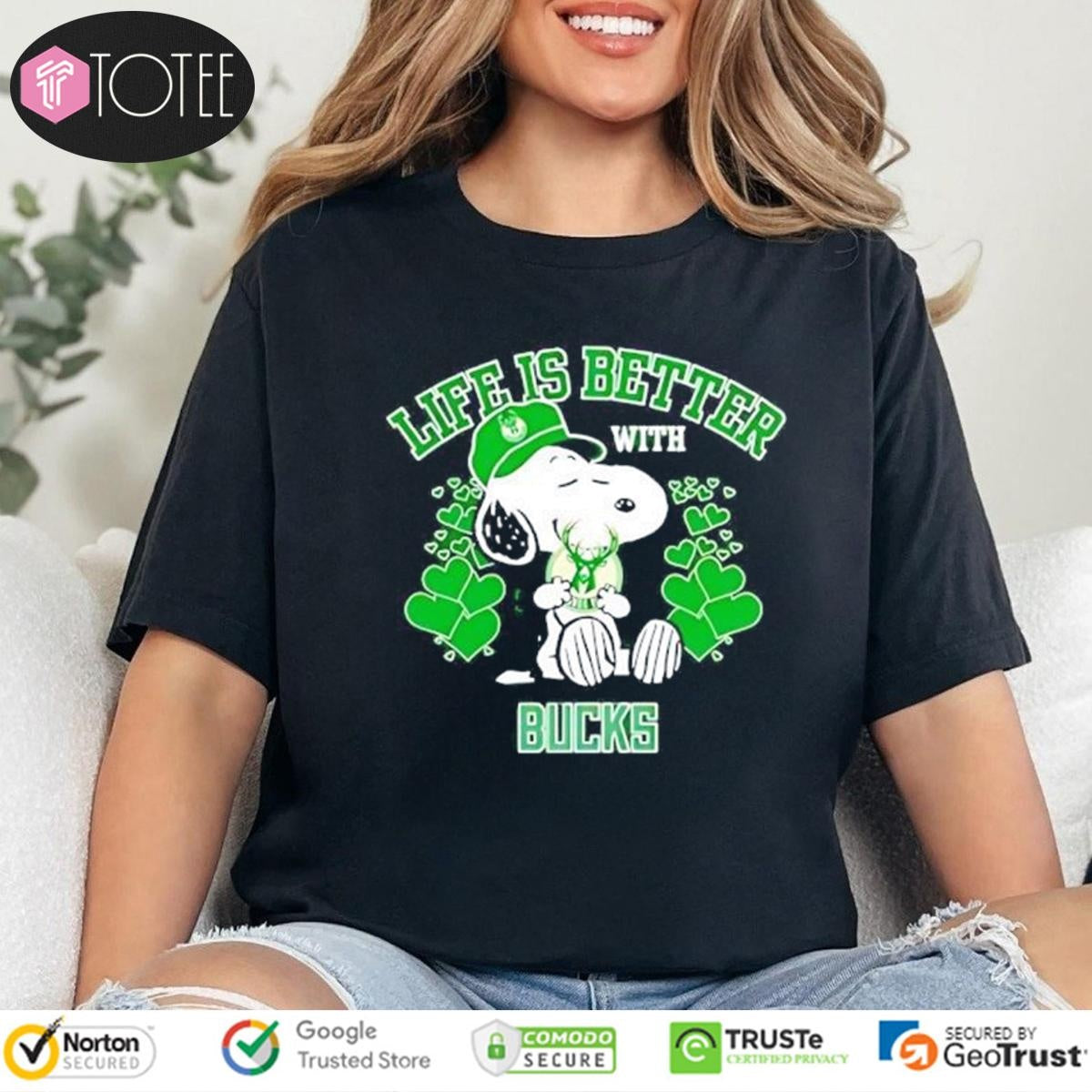 Life Is Better With Milwaukee Bucks Snoopy T-shirt