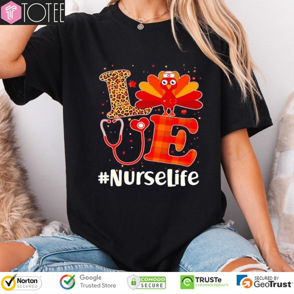 Love Nurselife Turkey Thanksgiving Stethoscope T-shirt