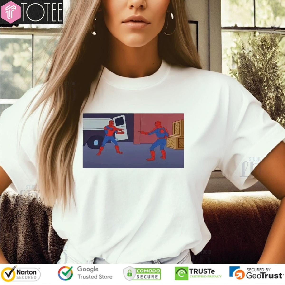 Marvel 2 Spider-Man Pointing At Scene Meme T-shirt