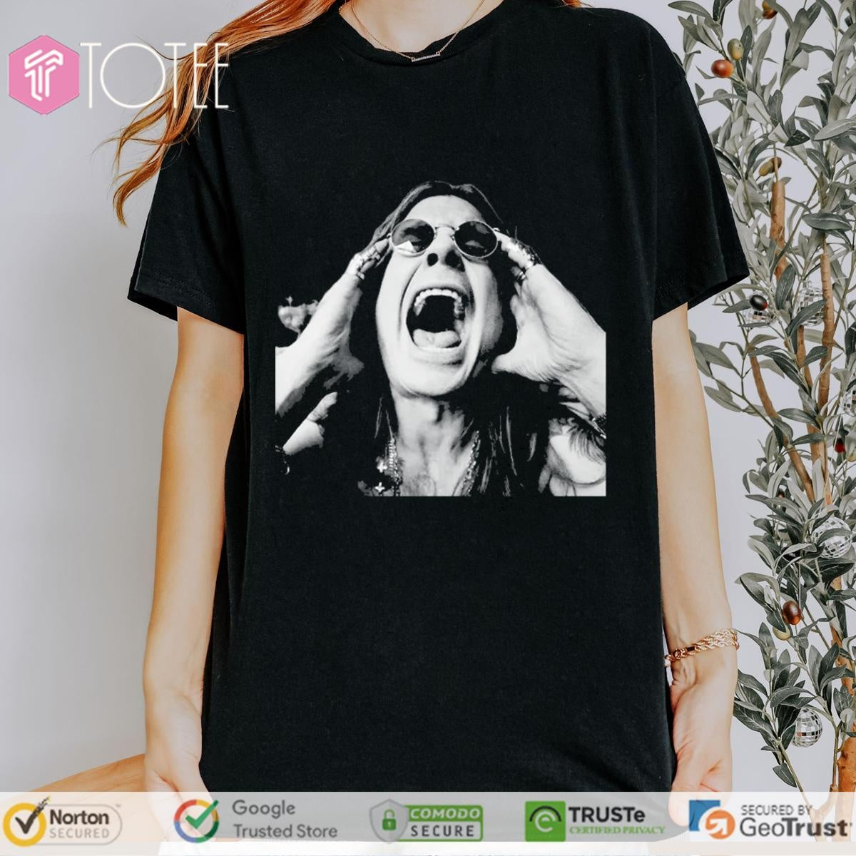 Ozzy Osbourne Screaming Photo Rip Ozzy 2025 T-shirt