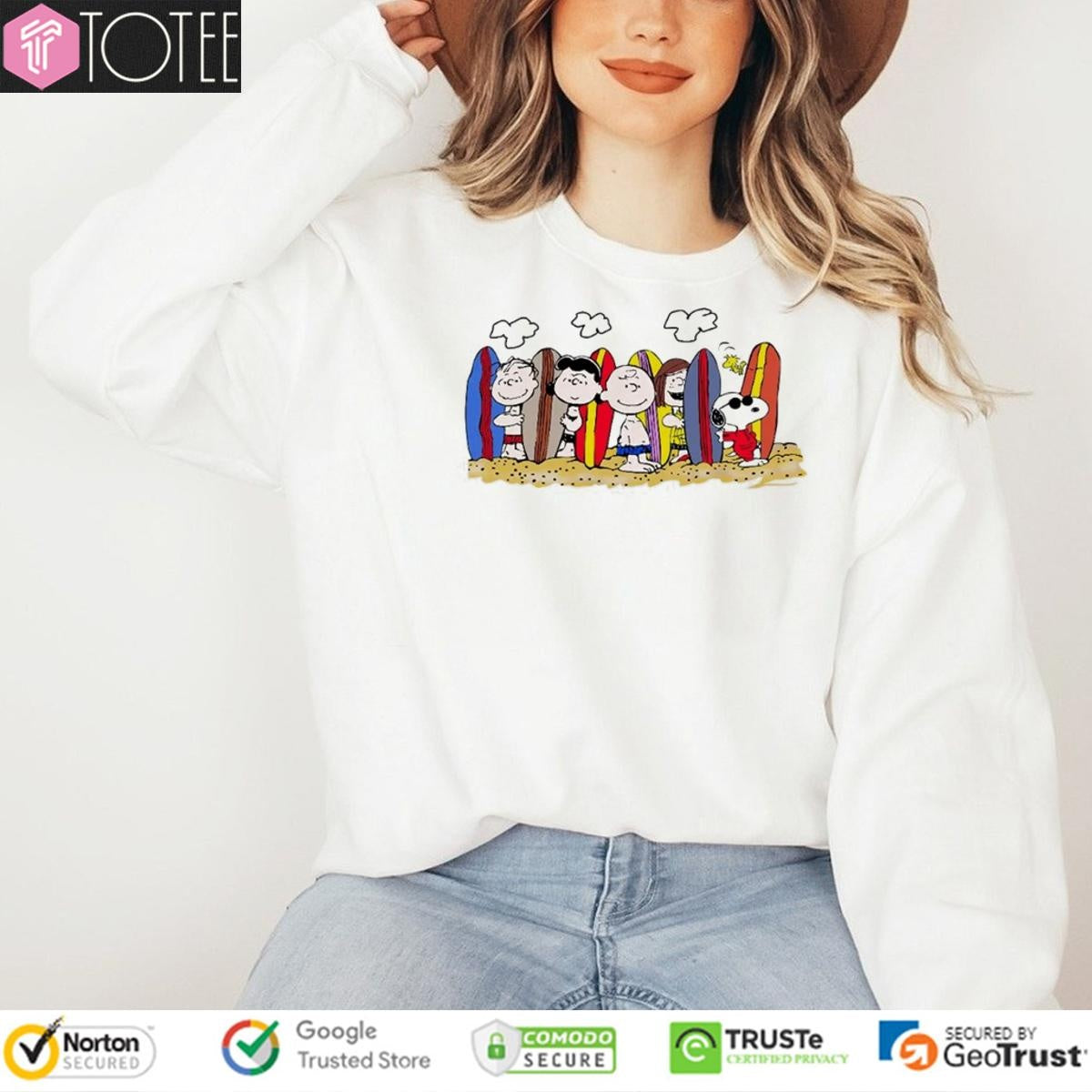 Peanuts Charlie Brown Snoopy Beach Surfing Squad Summer T-shirt