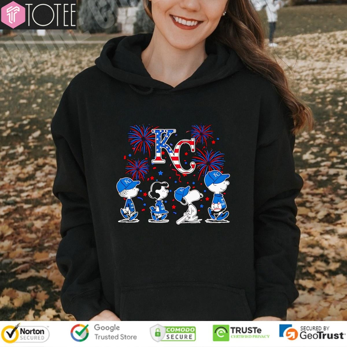 Peanuts Snoopy Kansas City Royals Fireworks 4Th Of July T-shirt