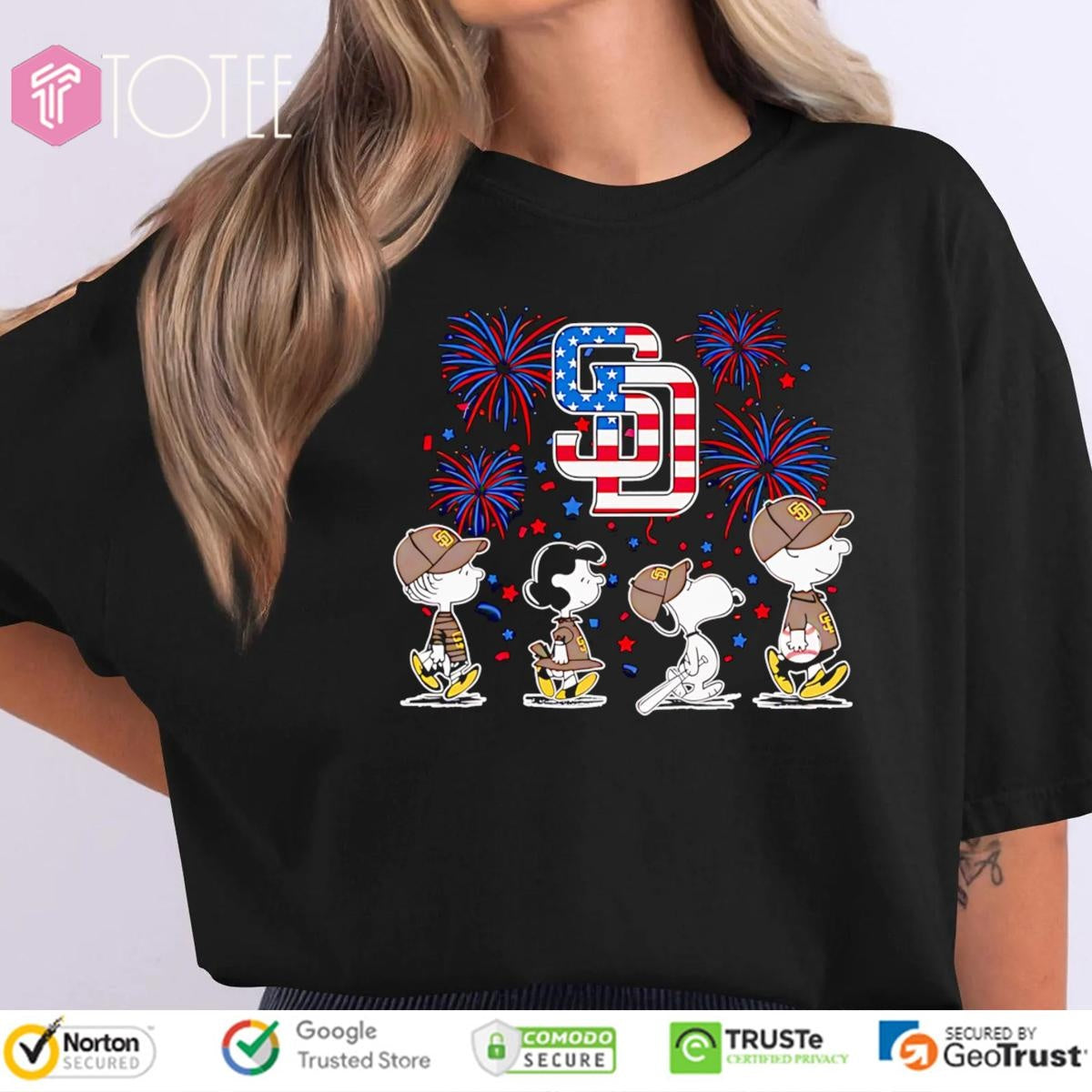 Peanuts Snoopy San Diego Padres Fireworks 4Th Of July T-shirt