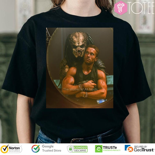 Predator And Dutch Coldplay Concert Kiss Cam T-shirt