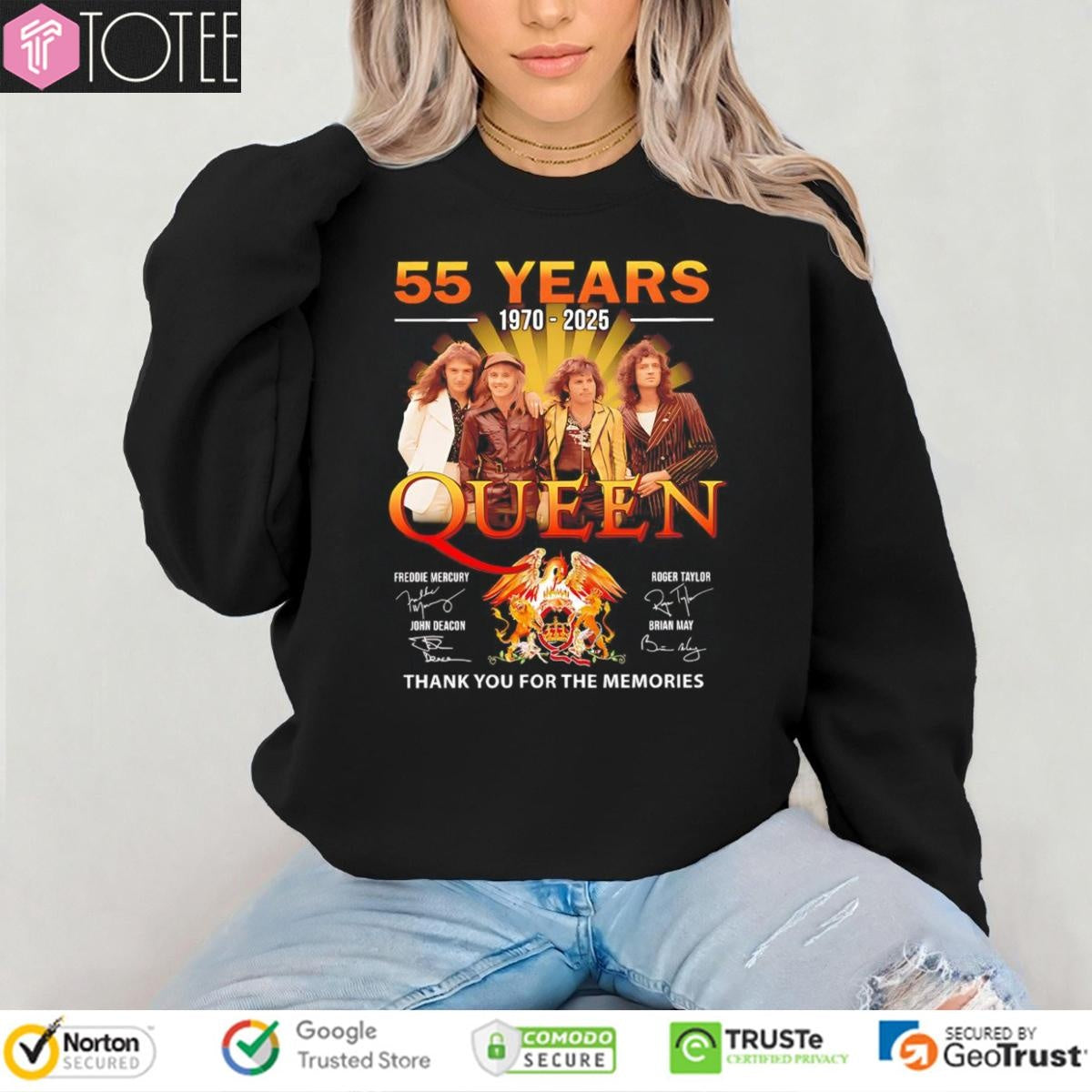 Queen Band 55 Years 1970-2025 Signatures sweatshirt