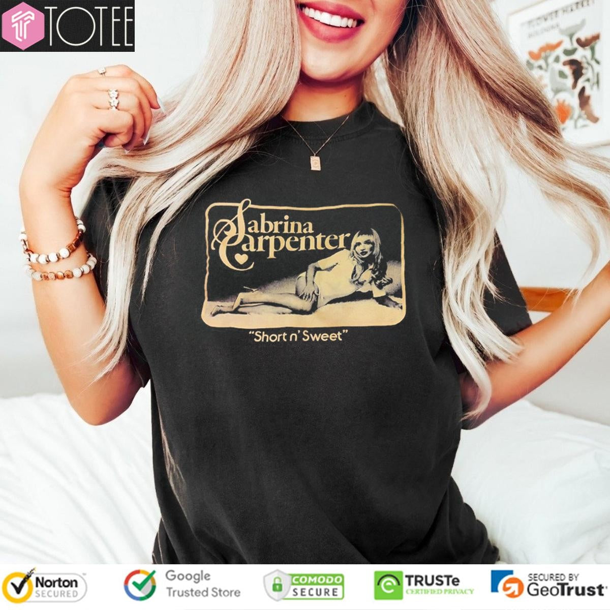 Sabrina Carpenter Short N Sweet Vintage T-shirt