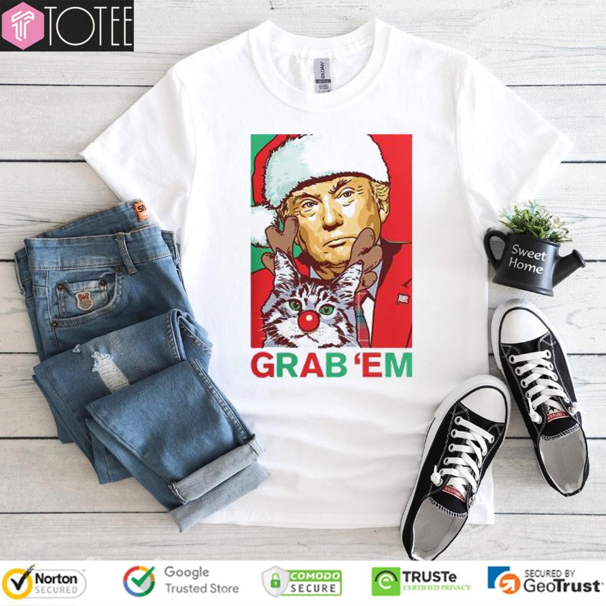 Santa Trump Cat Reindeer Grab Em T-shirt