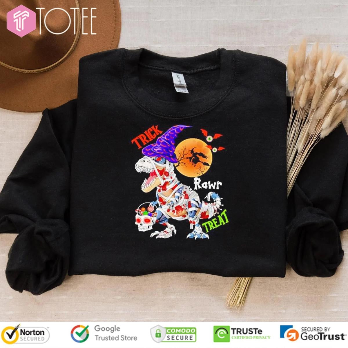 T-Rex Trick Rawr Treat Zombie Mummy Dinosaur Halloween T-shirt