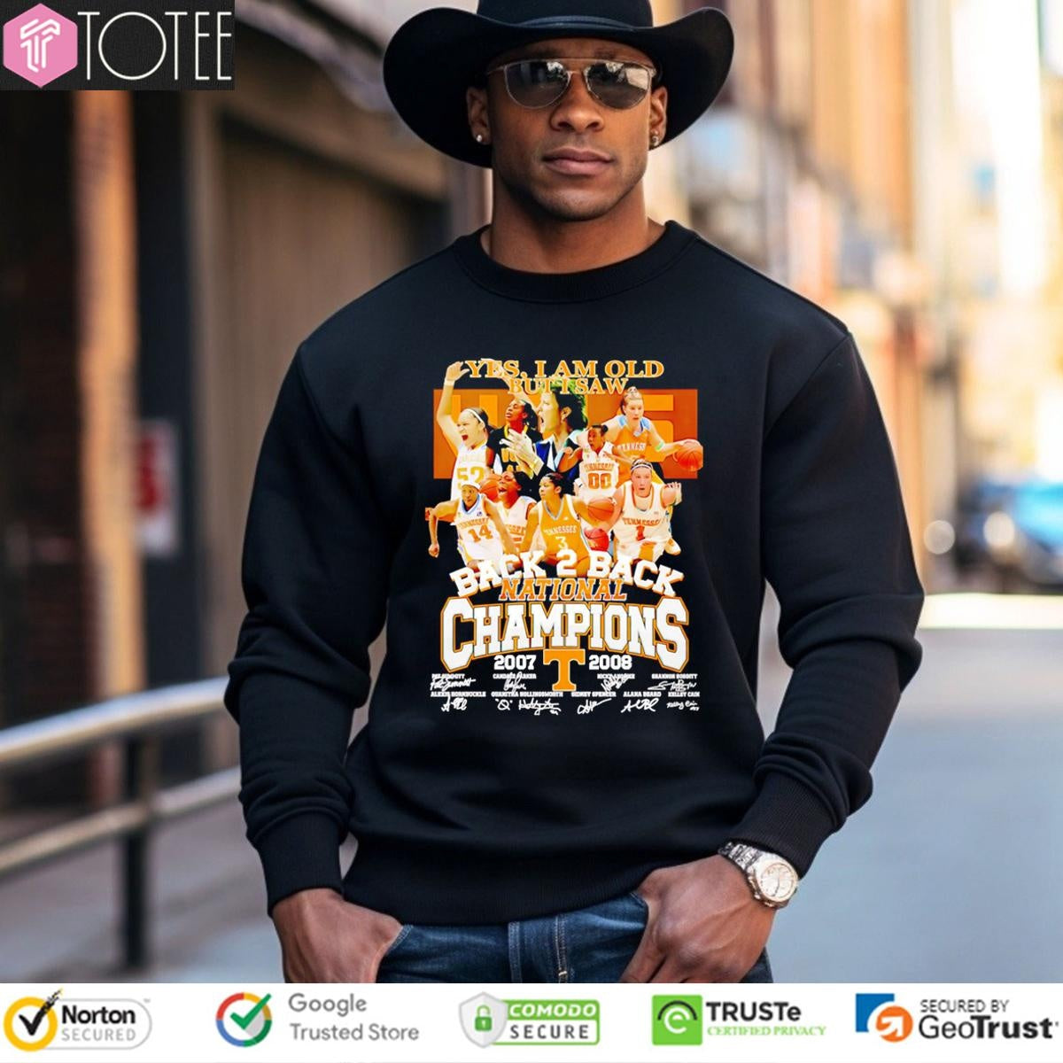 Yes I Am Old But I Saw Back 2 Back National Champions Tennessee Volunteers Signatures T-shirt